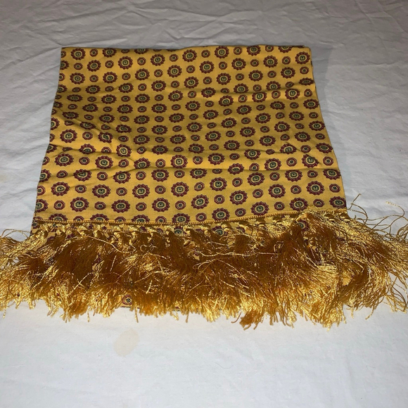 Women's Hortex Yellow Red Patterned Tassel Scarf One Size - Picture 4 of 4
